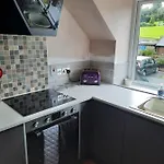 בית נופש 3 Bed Barn - Sleeps Up To 6 - Parking - Wifi הוקסהד