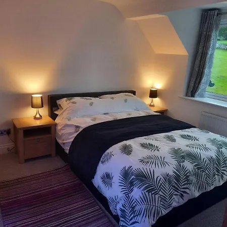 3 Bed Barn - Sleeps Up To 6 - Parking - Wifi Feriehus